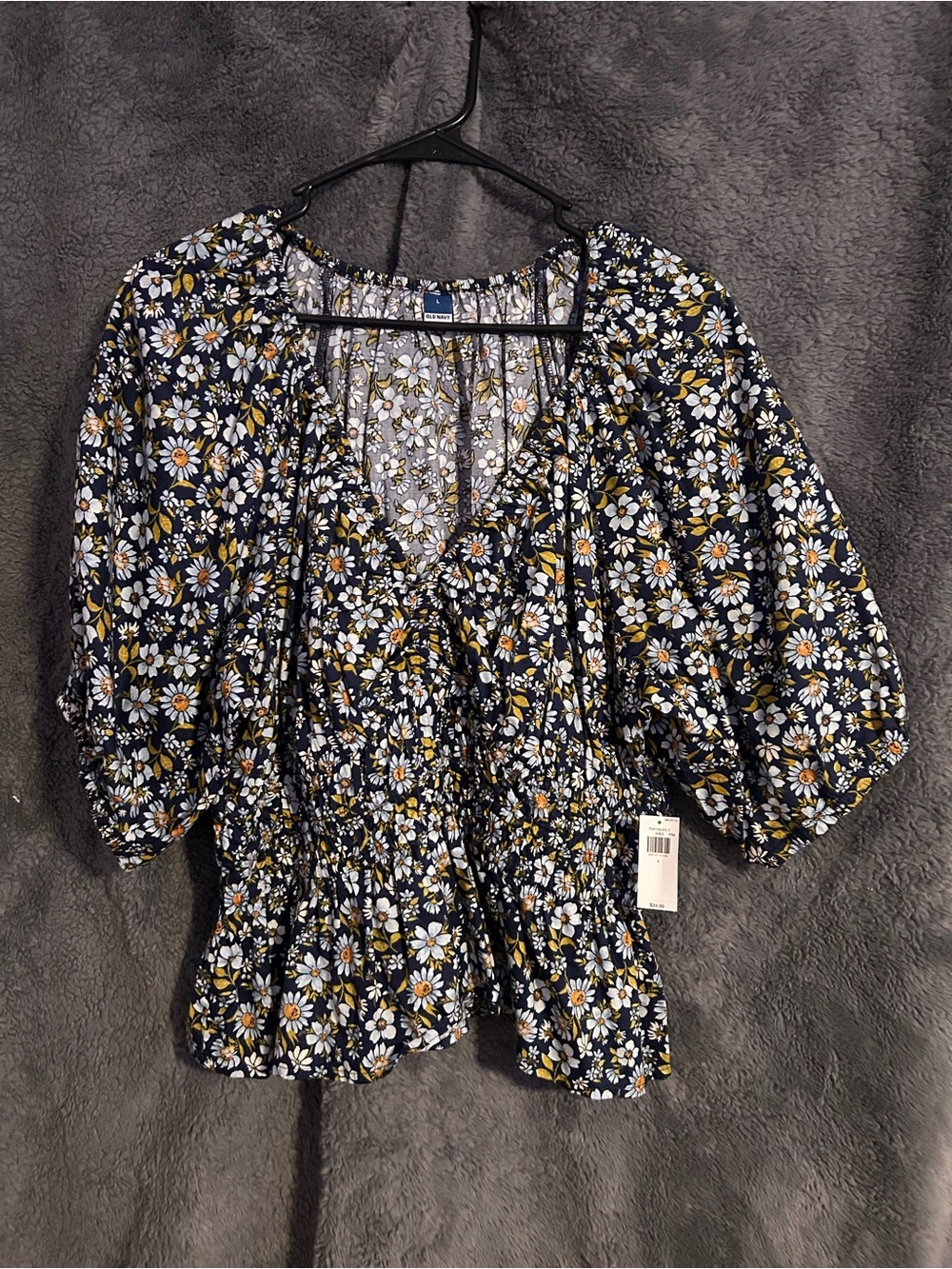 NWT-Ditsy Floral  Top